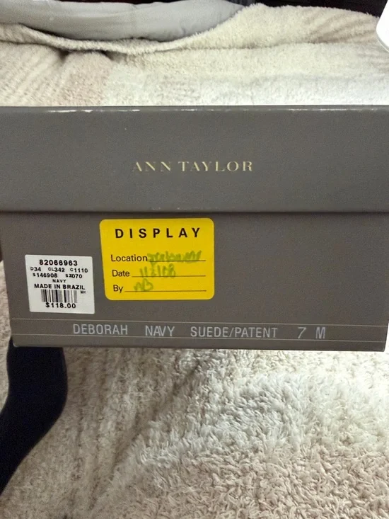 Ann Taylor Navy Two-Tone Pointed Toe Pumps - Picture 5 of 5